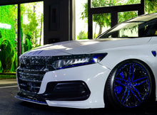 Load image into Gallery viewer, 2018-2020 HONDA ACCORD FORGED CARBON FIBER OVERLAY CHROME DELETE GRILL COMPLETE