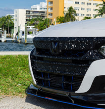 Load image into Gallery viewer, 2018-2020 HONDA ACCORD FORGED CARBON FIBER OVERLAY CHROME DELETE GRILL COMPLETE