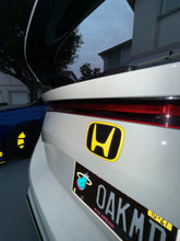 Load image into Gallery viewer, FL5 H Emblem Overlay–2026 Honda Civic Type R Easy H Emblem Vinyl Overlay
