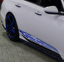 Load image into Gallery viewer, 2018-2022 HONDA ACCORD 3M REFLECTIVE MATRIX SIDE STRIPE
